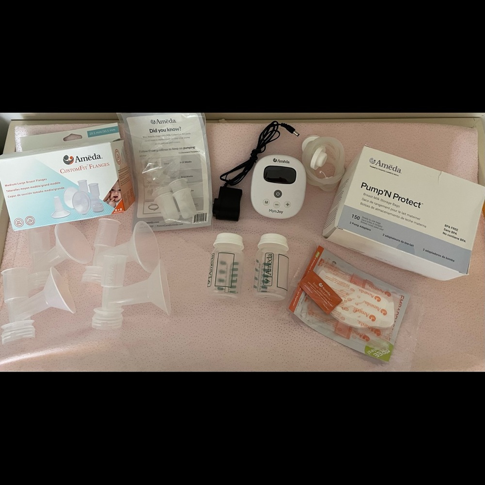 Ameda Mya Joy Pump bundle